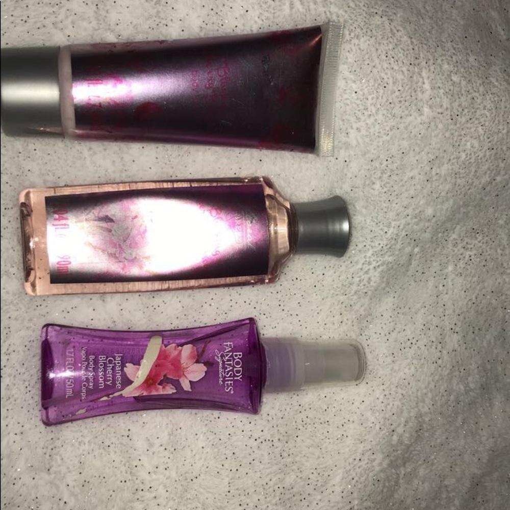 perfume, lotion , shower gel